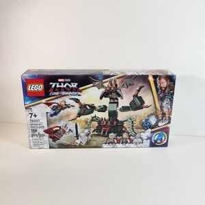NIB Lego 76207 Attack on New Asgard